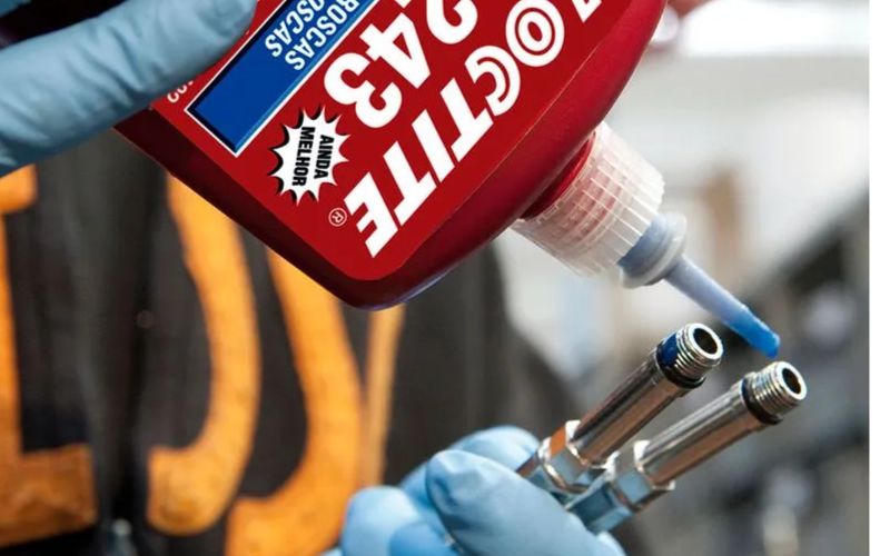 Nên có khoảng thời gian chờ thích hợp để keo đông cứng trước khi thao tác tiếp 